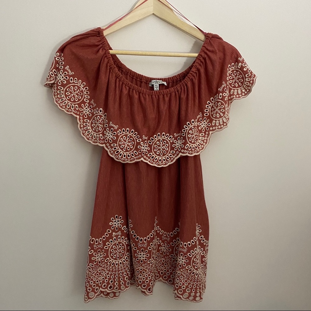 Women’s off the shoulder top